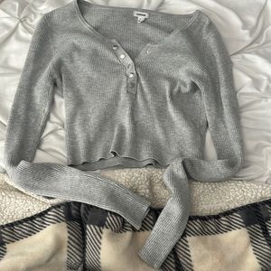 garage cropped long sleeve